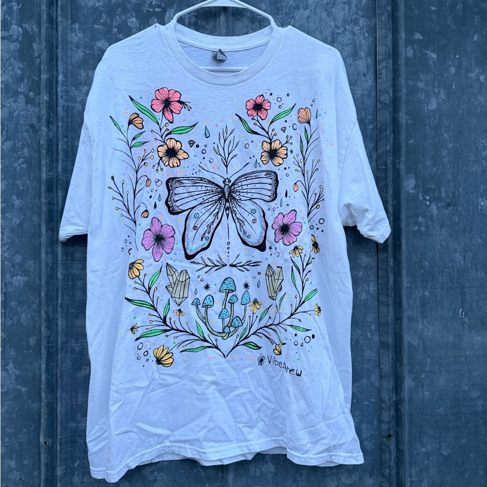 White Graphic T-Shirt with Butterfly and Floral Design